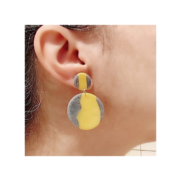 Two circles drop earrings OUTRO