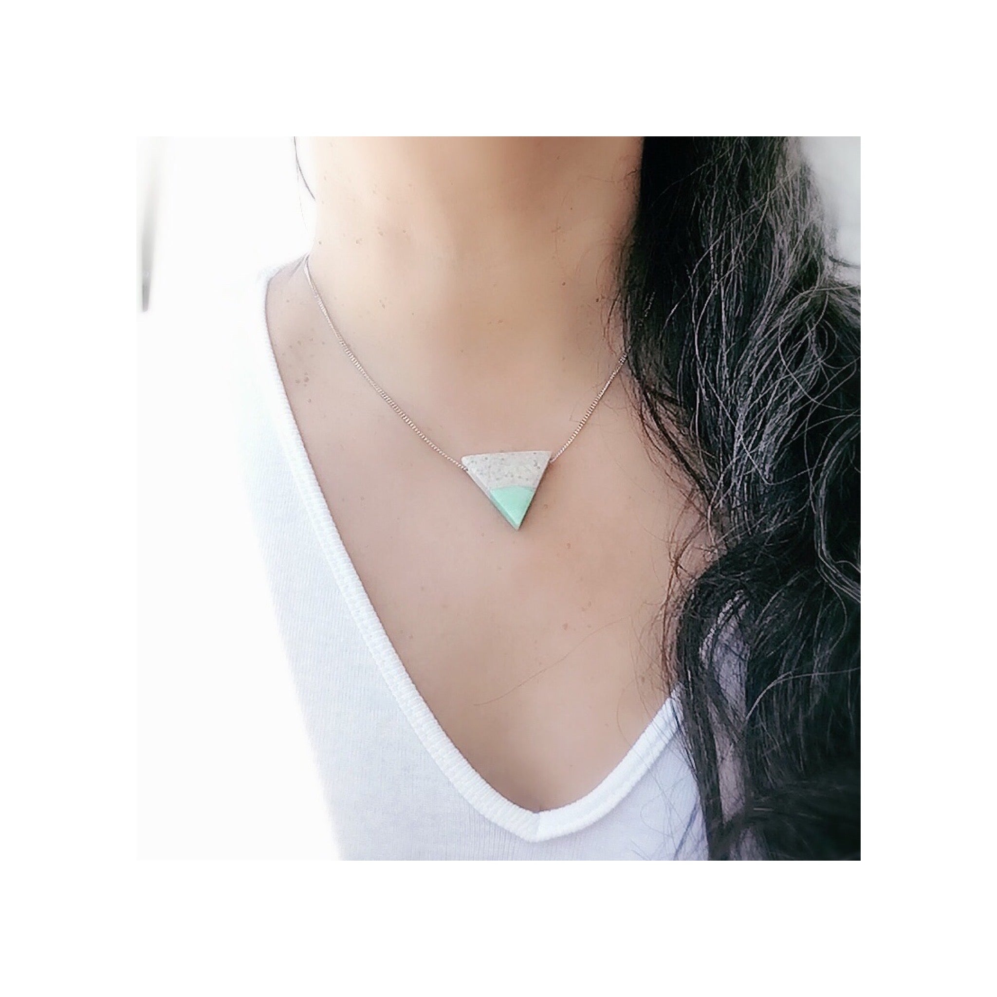 Triangle necklace SETE