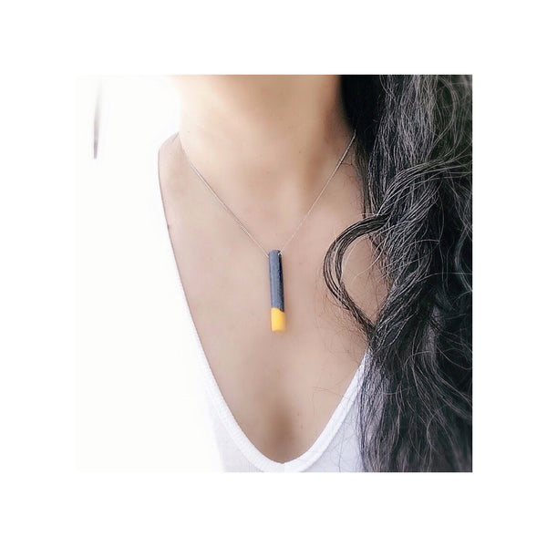 Cylinder necklace VERSO